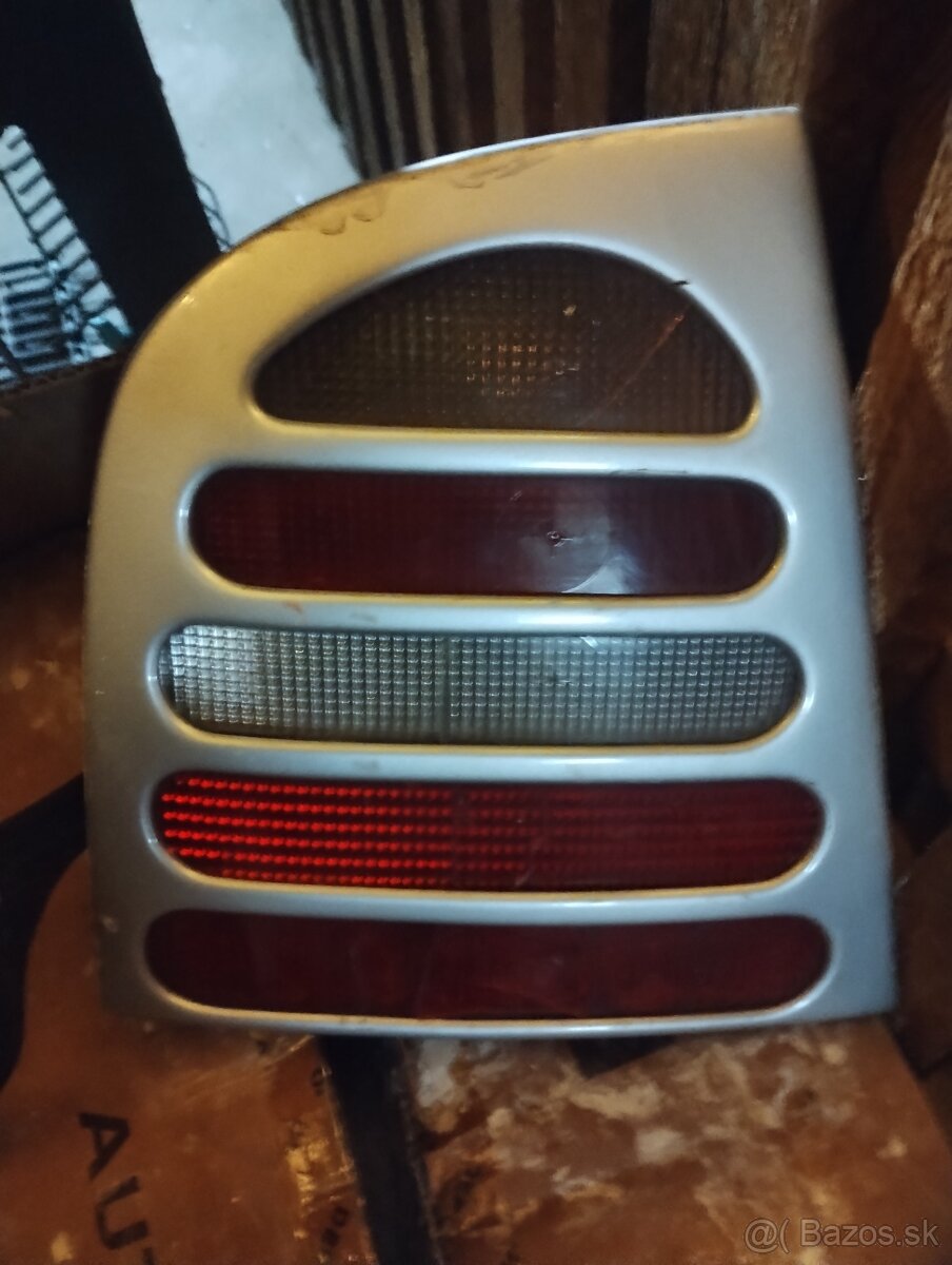 Zadné svetlá Octavia 1 - 11