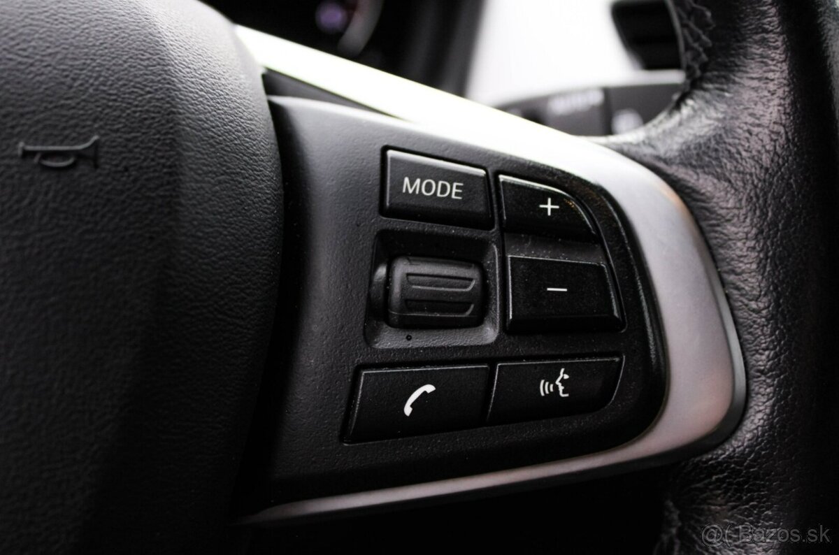 BMW X1 xDrive 18d Advantage A/T - 11