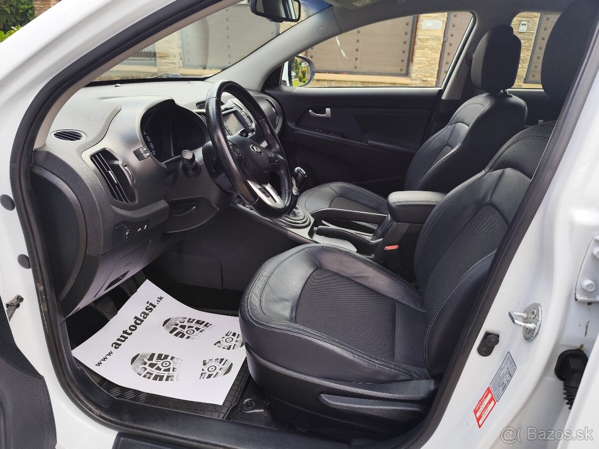 Kia Sportage 2.0 CRDi 2WD - 11