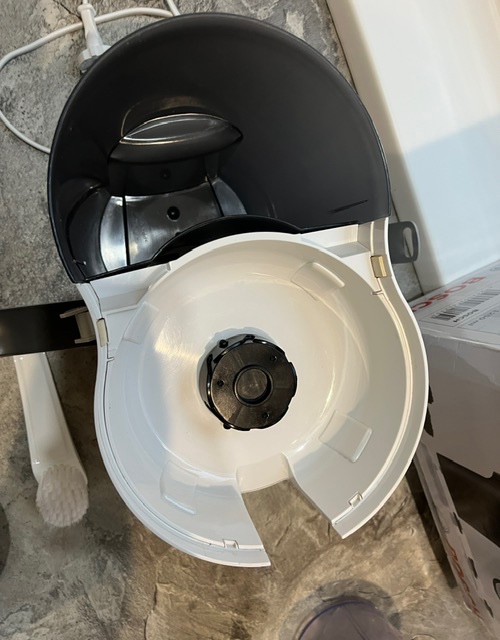 Odšťavovač Bosch MES25A0 700w - 11