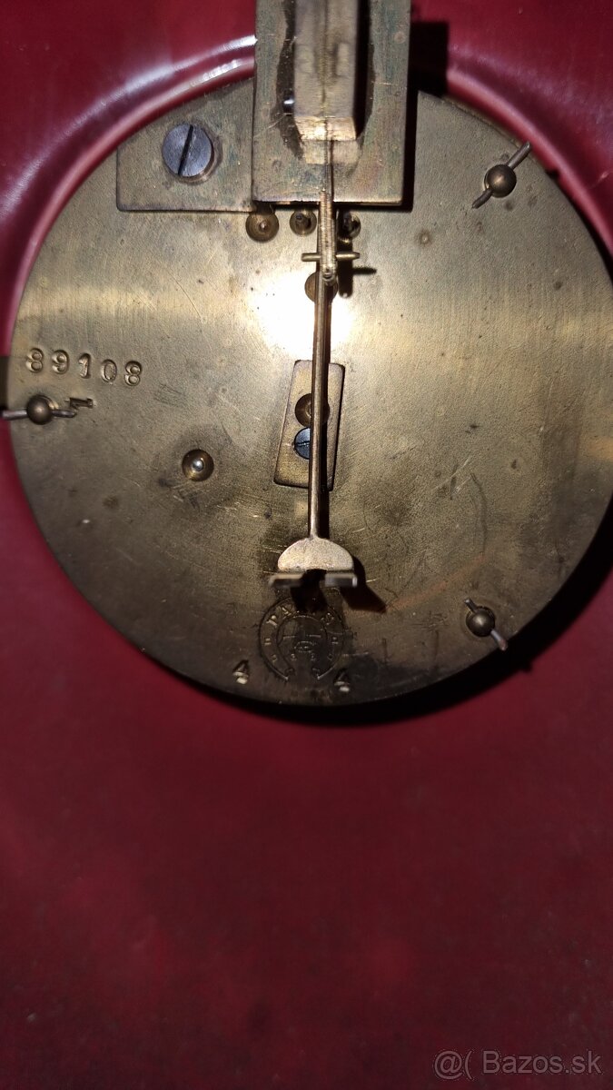 Krbove hodiny a vázy.. - 11