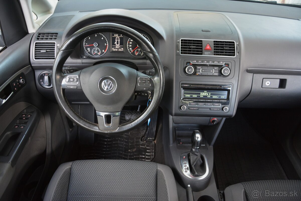 Volkswagen Touran 1.60 TDI , 1. majiteľ, Sr. voz, automat, 7 - 11