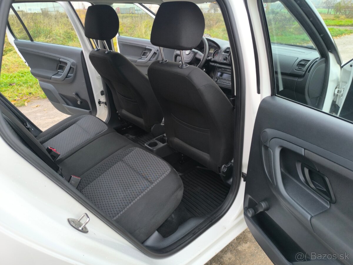 Škoda fabia II combi 1.6 tdi 55kw rok 9/2011 KM 251 700 - 11