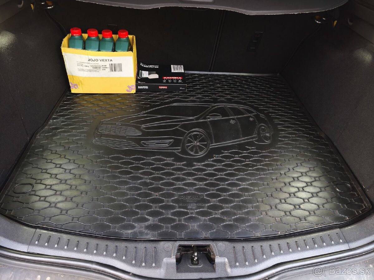 Ford Focus kombi - 11