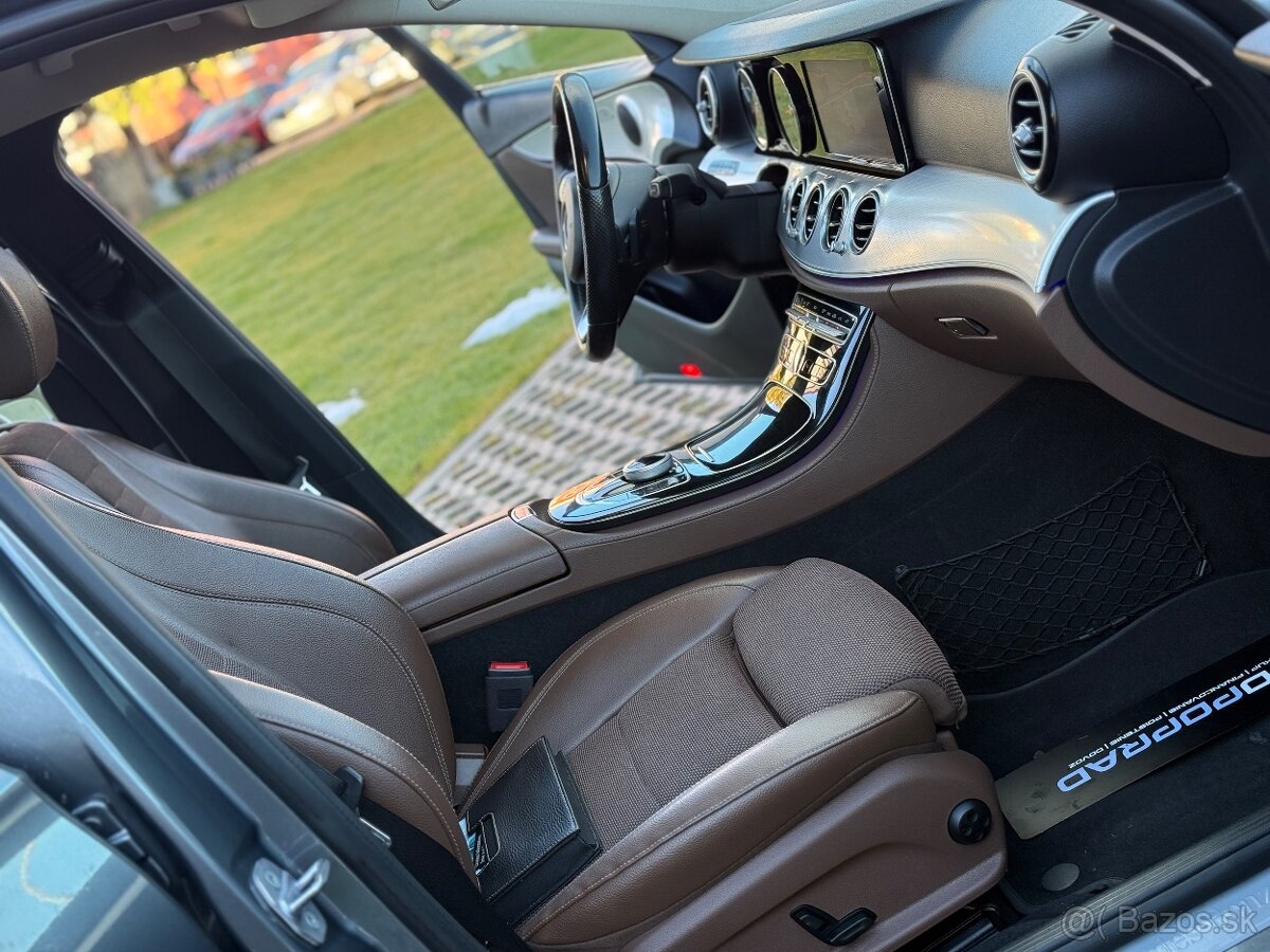 Mercedes-Benz E 220d 4MATIC All-Terrain | - 11