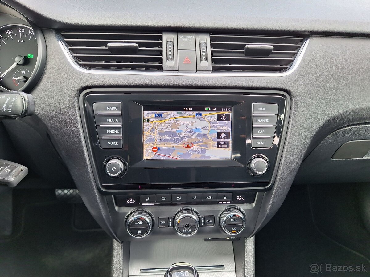 Škoda Octavia Combi 2.0TDi DSG - 11