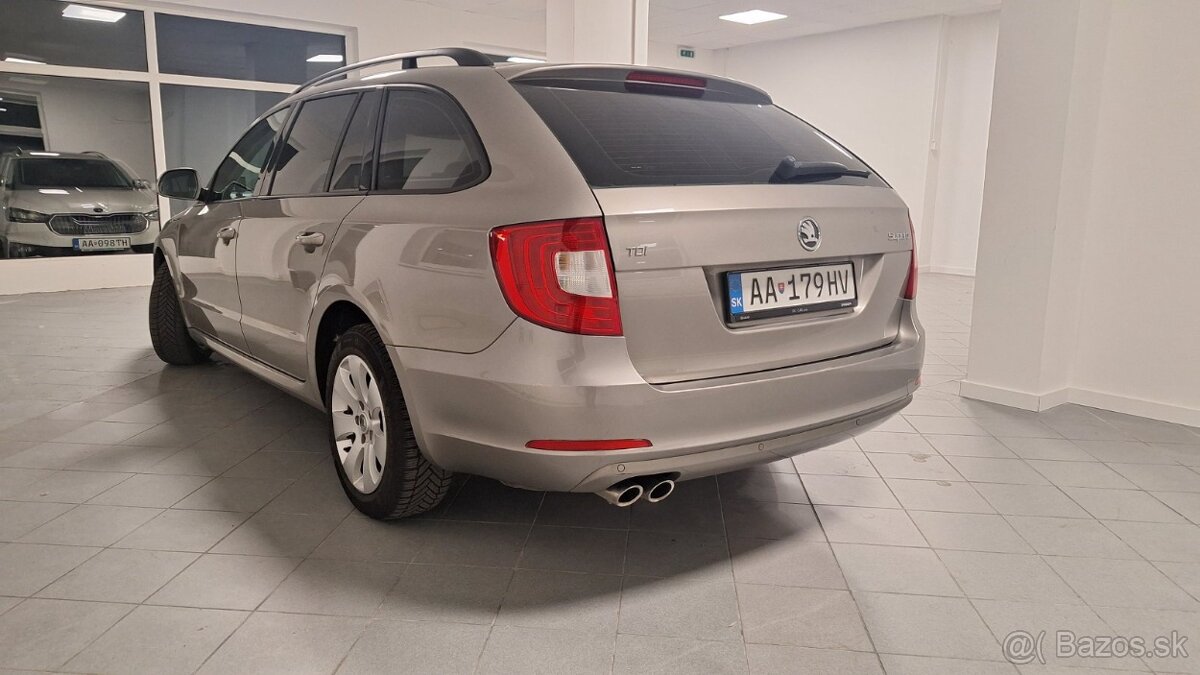 Skoda Superb Combi 1.6TDI 77kw 2013 - 11