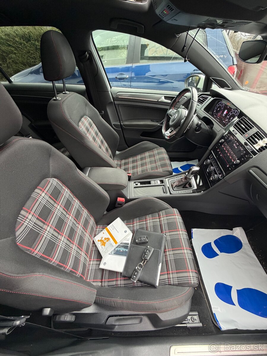 Volkswagen golf7.5 gti performance - 11
