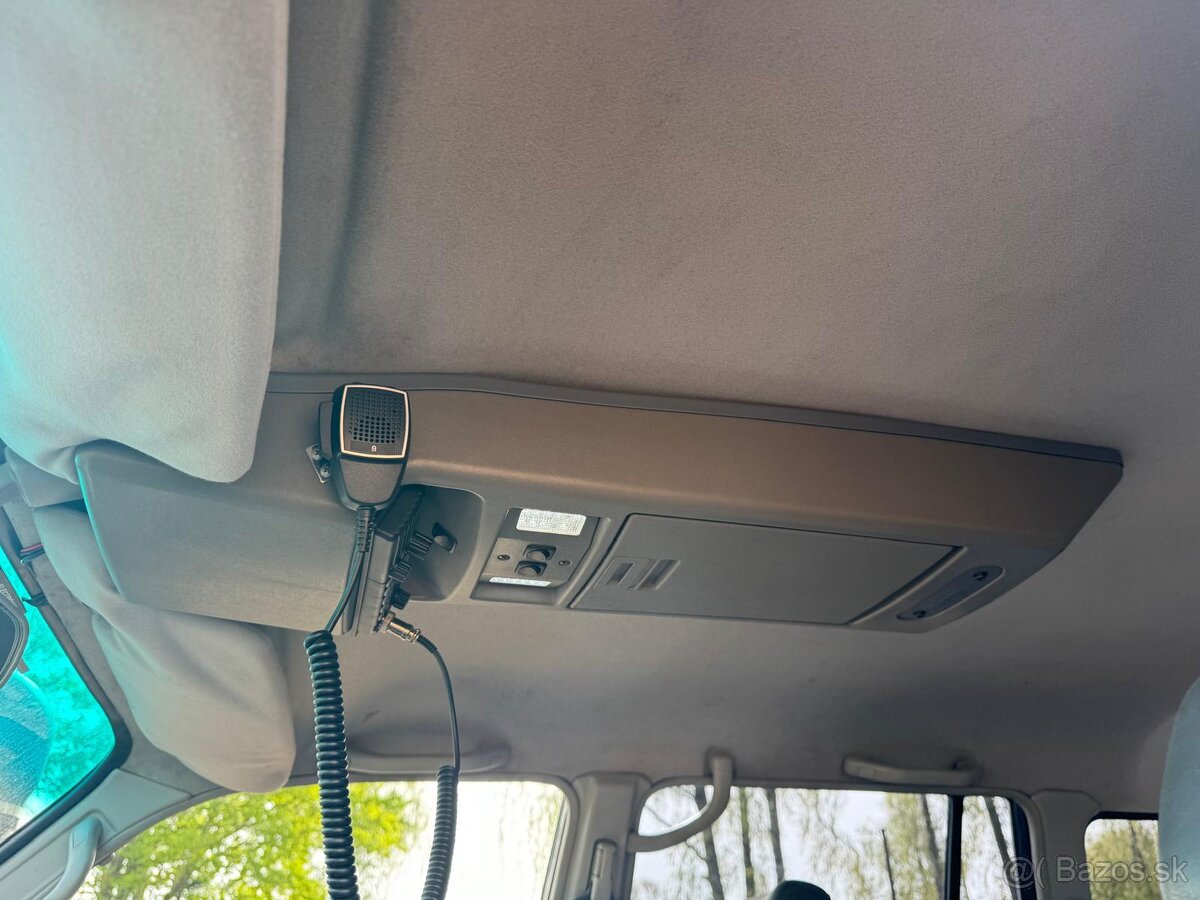 Toyota Land Cruiser 80 - 11