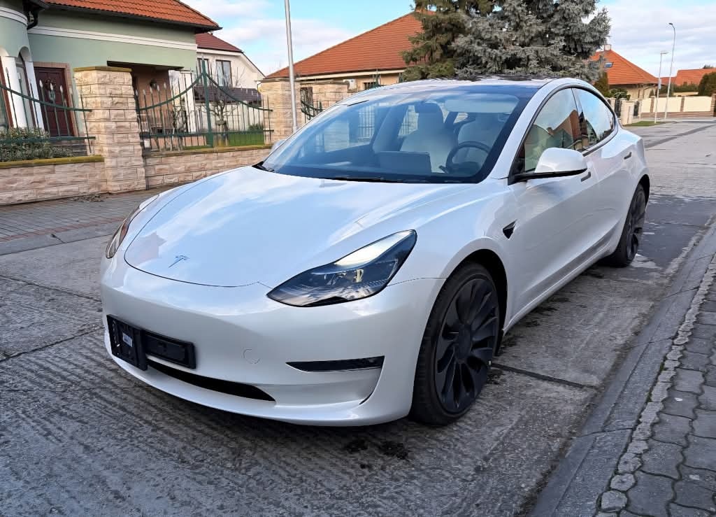 Tesla Model 3 Performance White Packet 4x4 / V záruke - 11