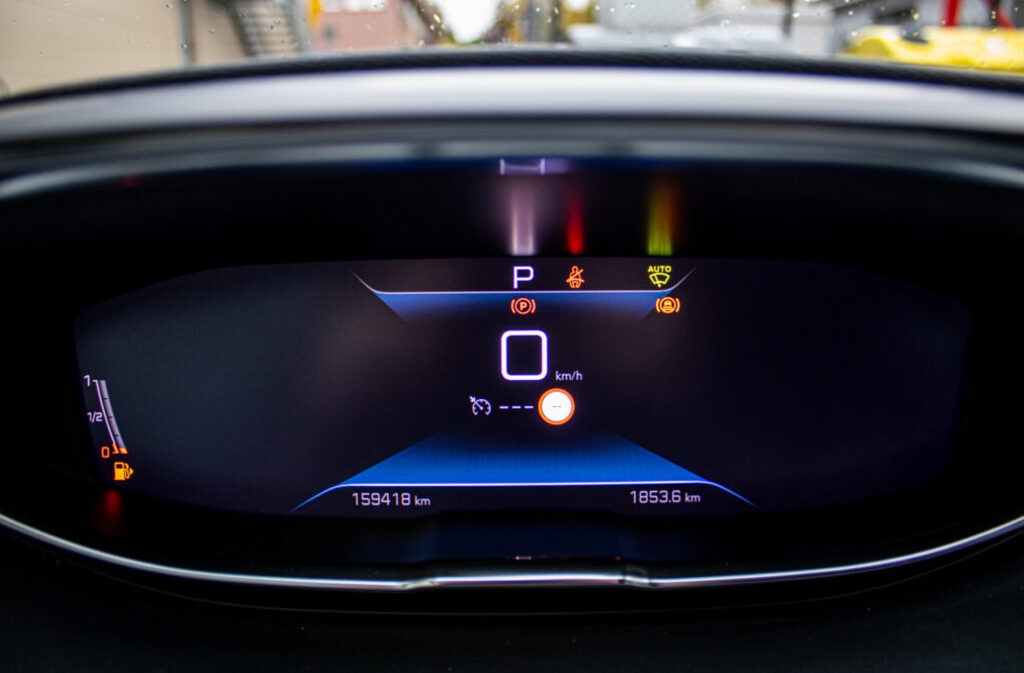 Peugeot 5008 1.2 PureTech 130 E6d-ISC Allure - ODPOČET DPH - 11