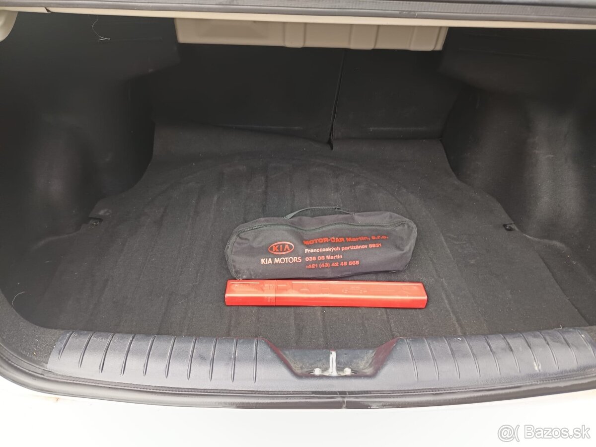 Predám KIA RIO sedan 1,2 málo jazdená - 11