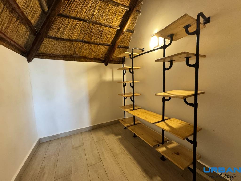 POSCHODOVÁ VILA S VÝHĽADOM NA OCEÁN - 11