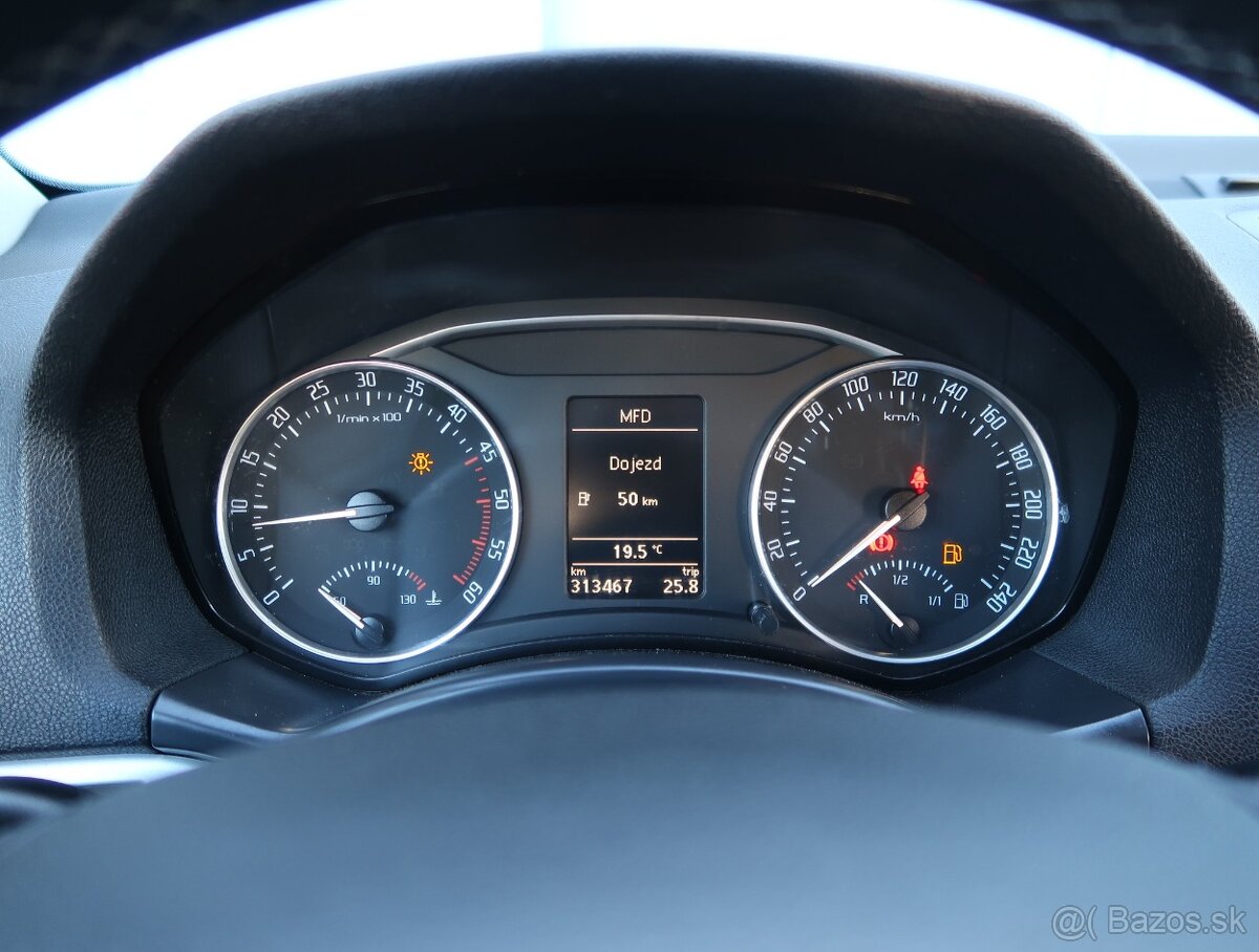 Škoda Octavia 1.6 TDI Ambiente, 2010, 77 kW, 313 432 km - 11