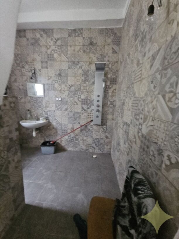 Predaj: Rodinný Dom 10 izbový, Prievidza, Pozemok 1492m2, - 11