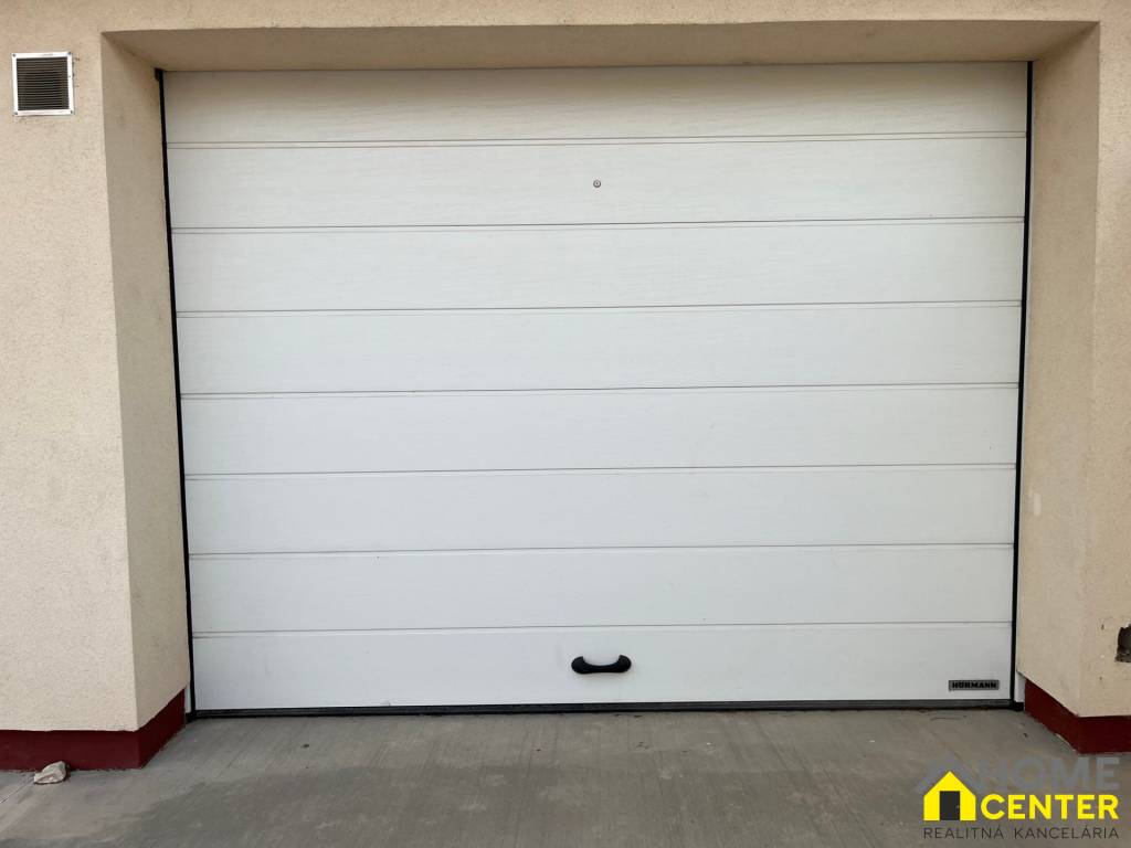 RETRVOVANÁ veľkorozmerná garáž, Okružná cesta, Komárno - 11