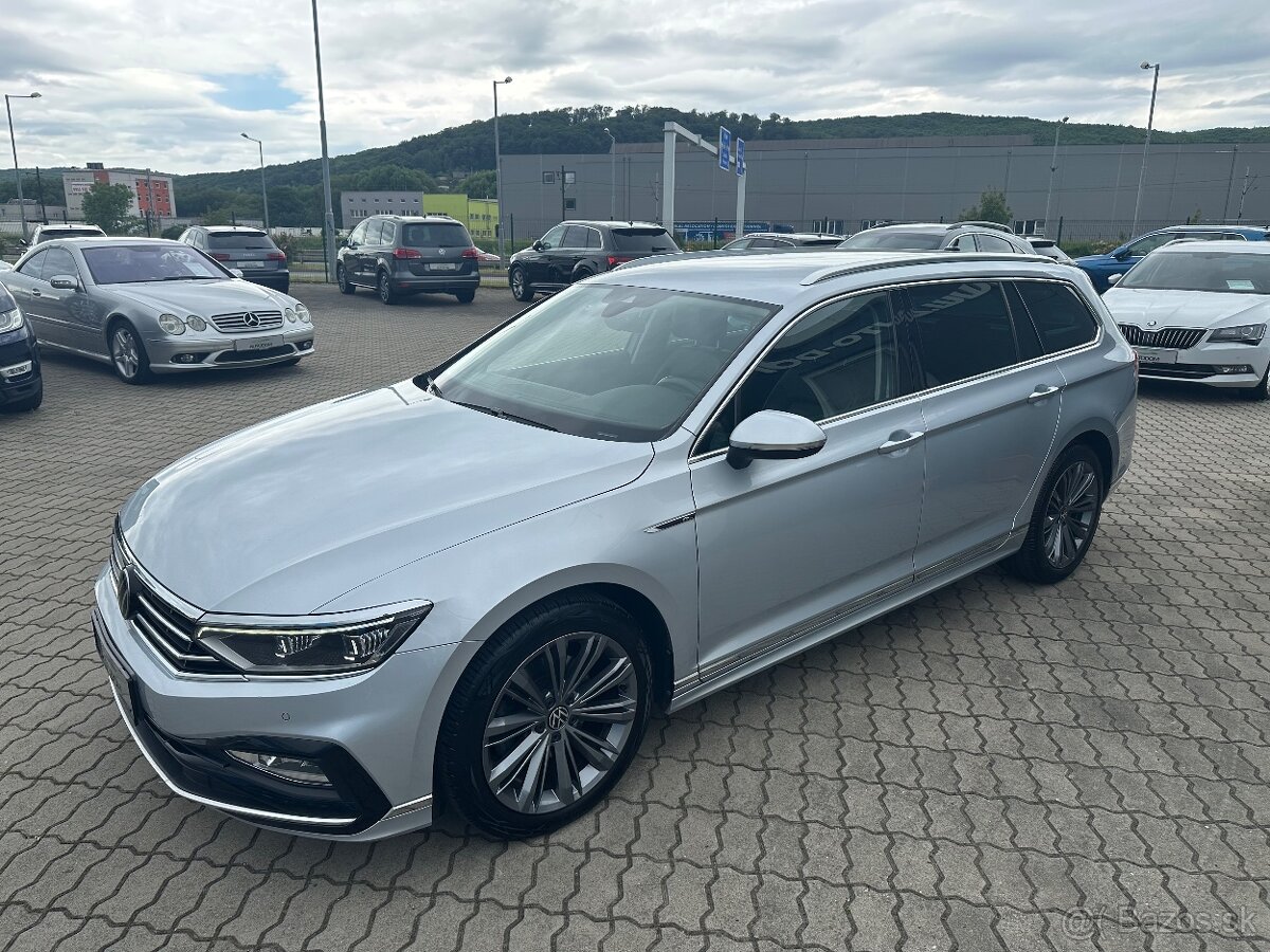 Volkswagen Passat Variant 2.0 TDI R-Line 4Motion DSG - 11