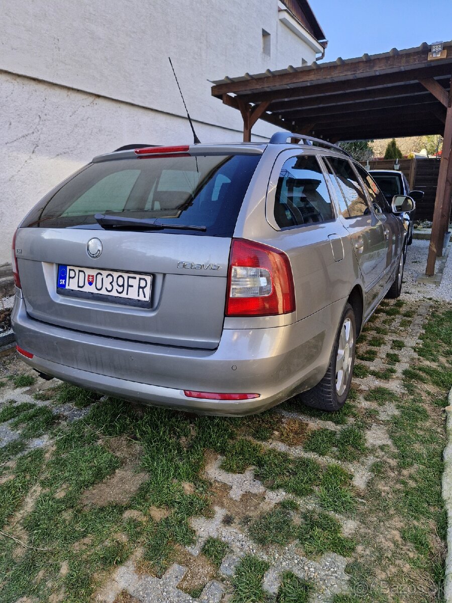 Škoda octavia 2 kombi - 11