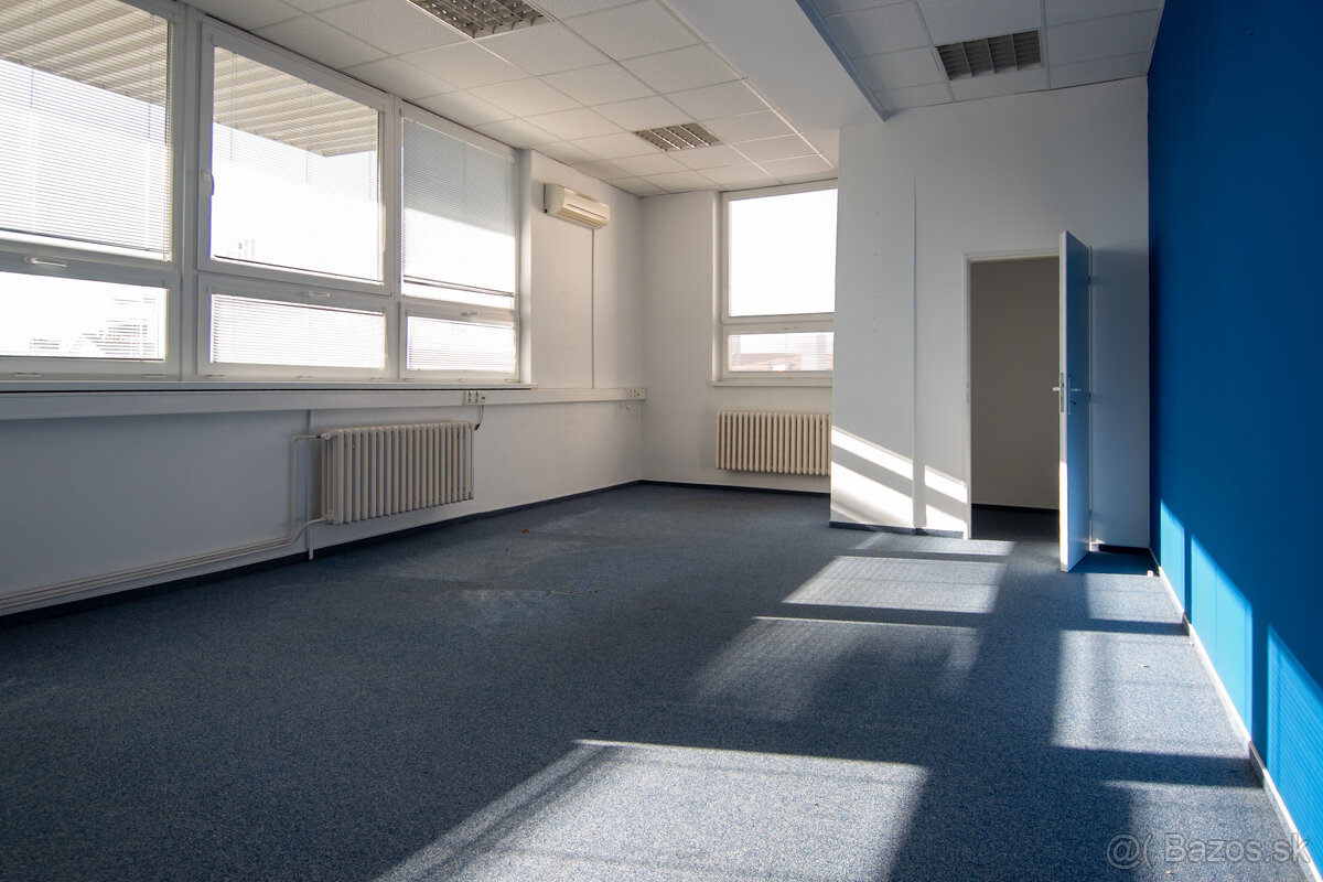 Kancelárie GAJOVA 4 v samom centre Bratislavy - 11