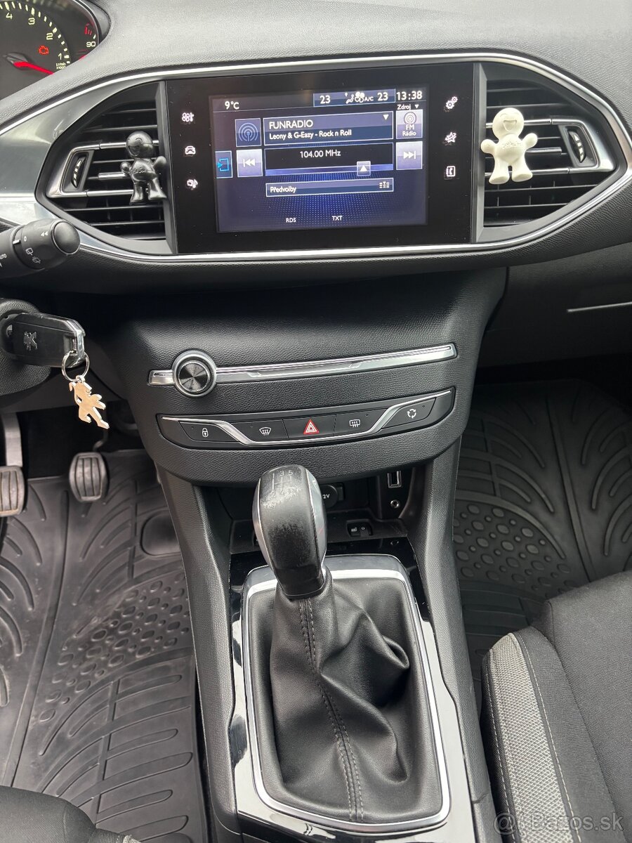 Predám peugeot 308 - 11