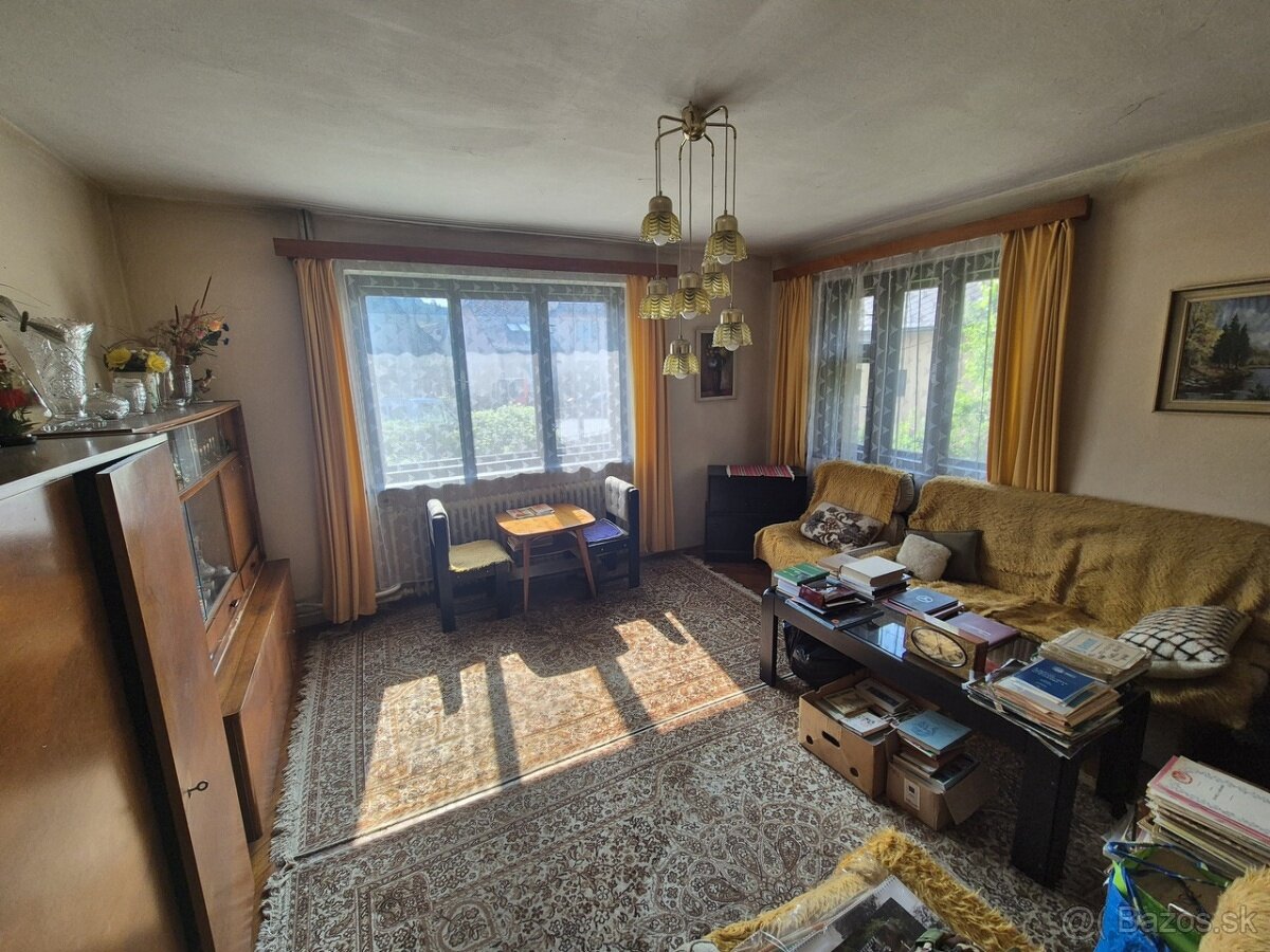 Rodinný dom s vizualizáciou / 1028 m2 / - Púchov - 11