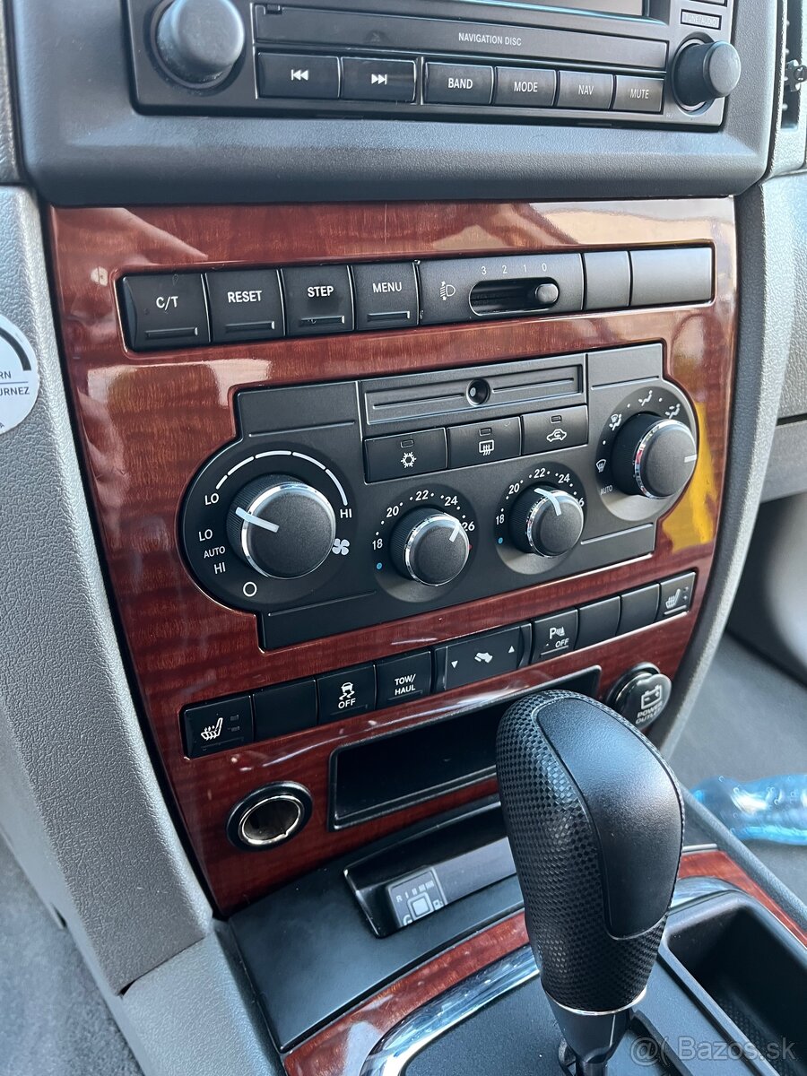 Jeep Grand Cherokee 5.7 HEMI - 11