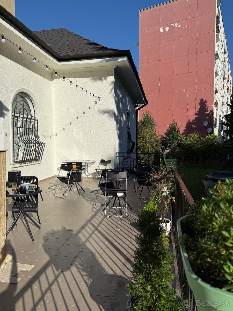 Ubytovanie v apartmánovom dome - 11