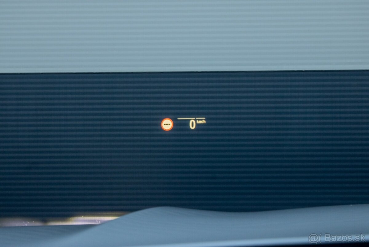 BMW X6 xDrive M40i / DPH / HEAD-UP / 360 / HARMAN - 11