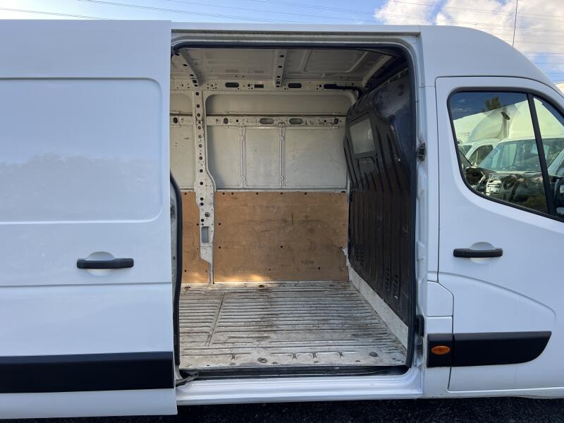 Prodám Renault Master 2.3DCi,92kw,L3H2,ČR,klima,DPH - 11