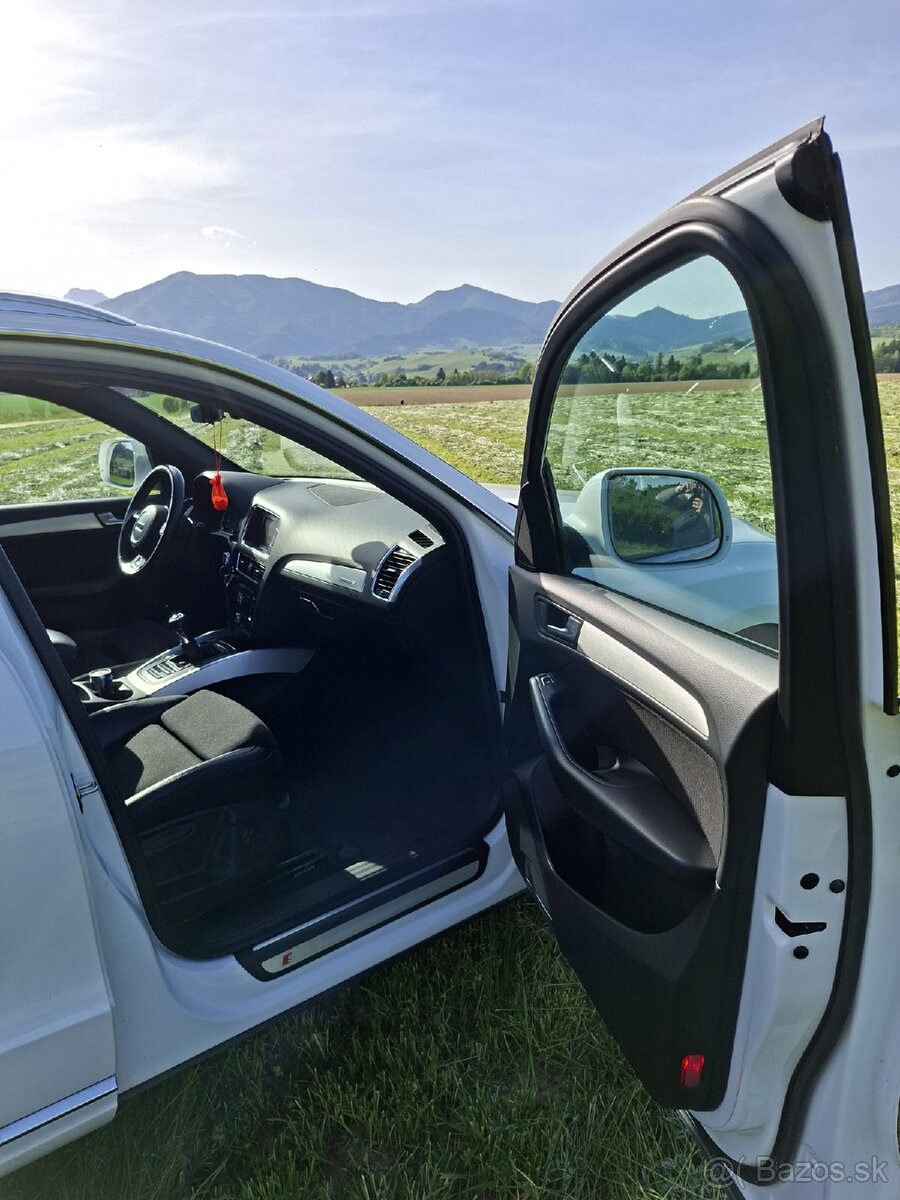 Audi Q5 2.0 tdi Quattro MANUÁL - 11