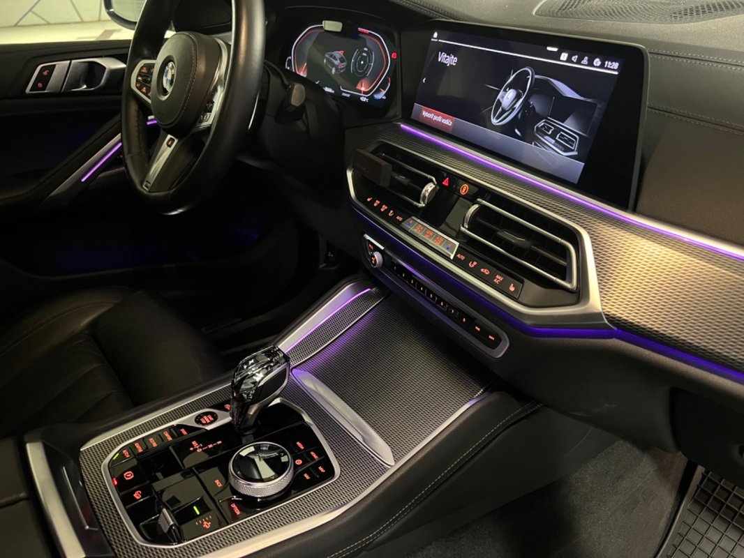 BMW X6 M3.0d x-drive M-performance SWAROVSKI - 11
