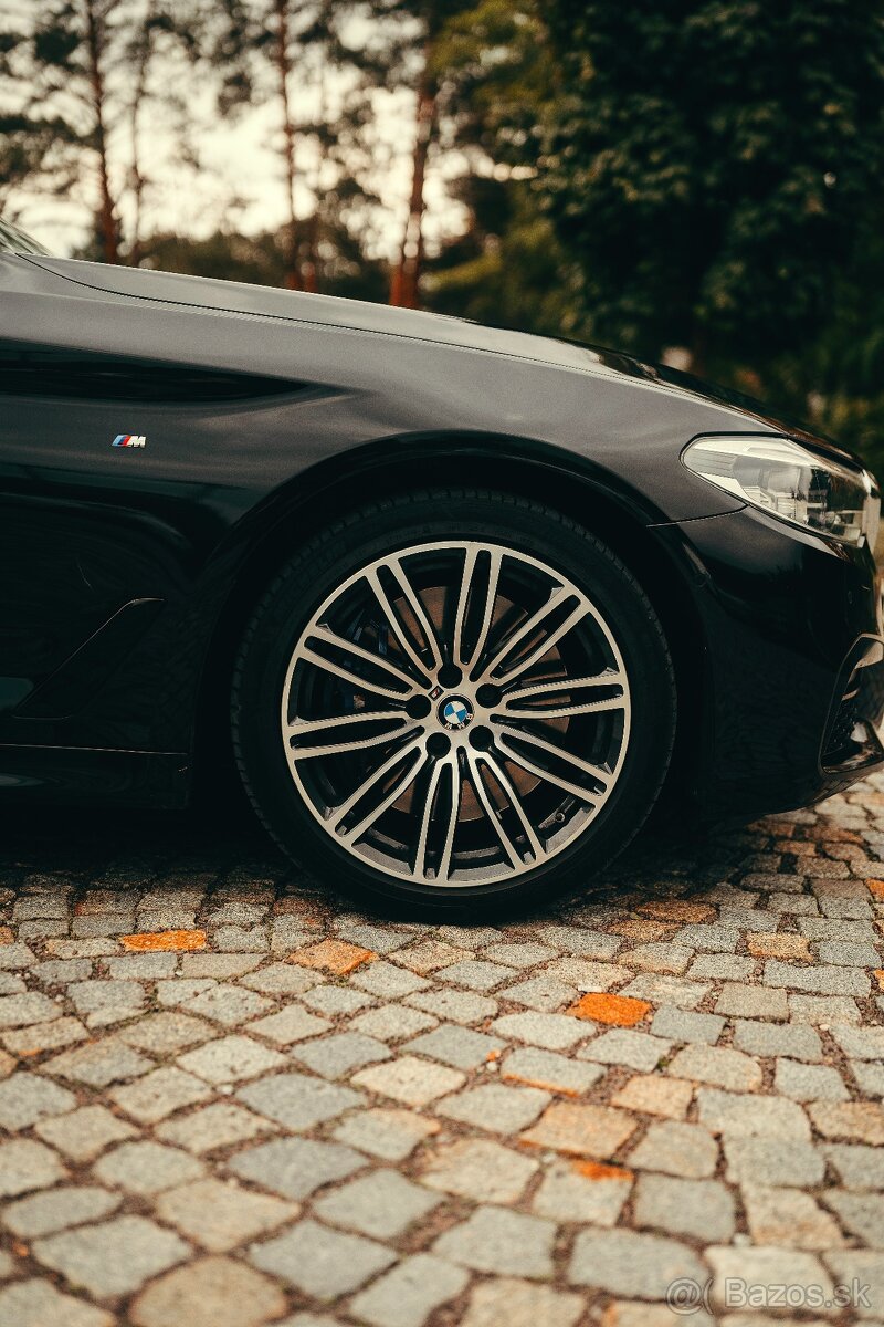 BMW 540i Xdrive M-packet - 11