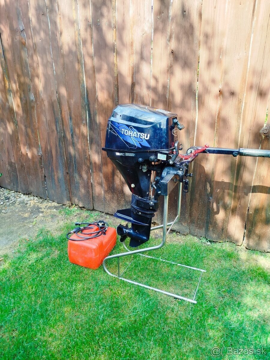 ZÁVESNÝ LODNÝ MOTOR TOHATSU 9.8HP - 11