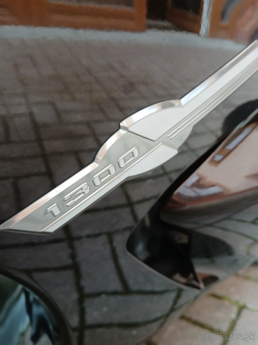 YAMAHA FJR 1300 AE - 11