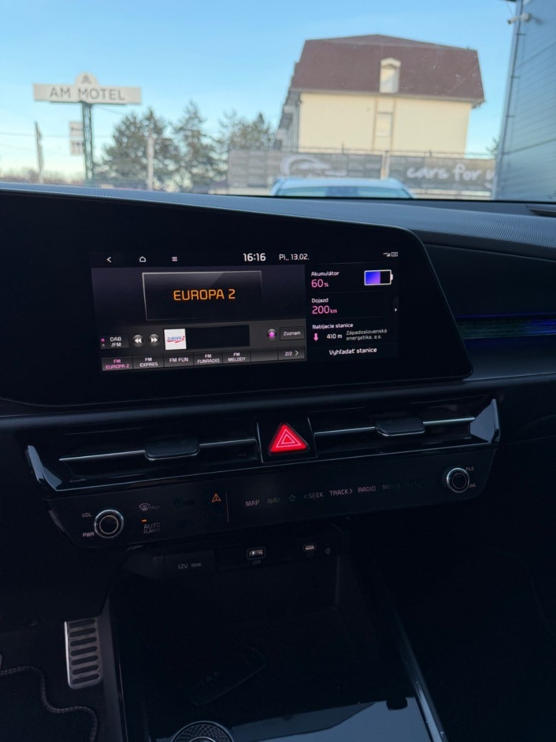 Kia Niro EV PREMIUM Business 150kW/64kwh - 11