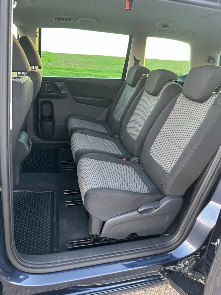 Volkswagen Sharan 2.0 CR 103kW,2014,7miest,serviska,196000km - 11