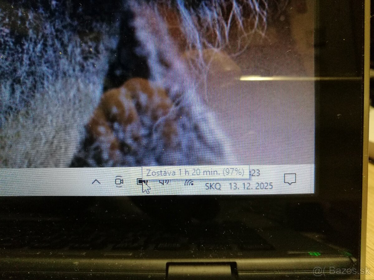 Sony. 13,3“. Dotyková obrazovka. - 11