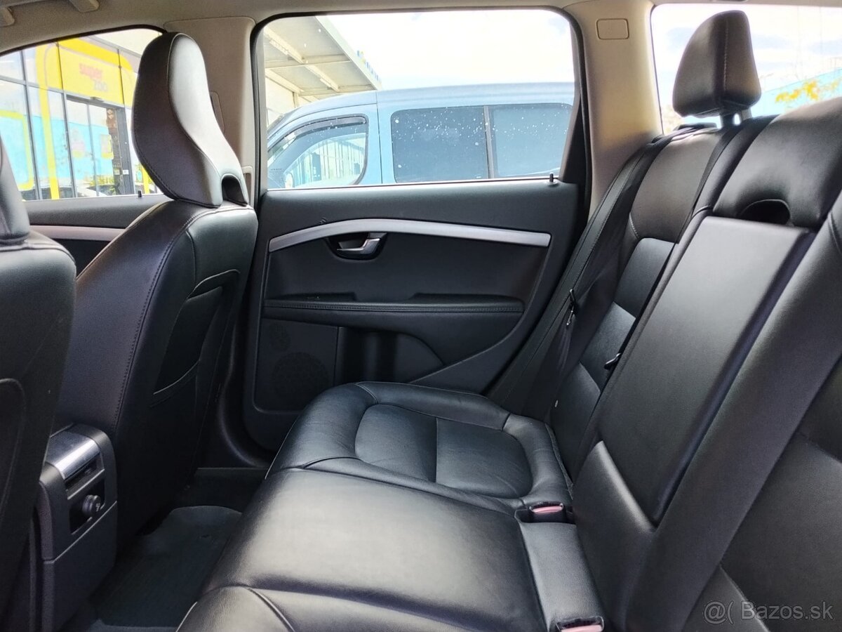 Volvo V70 2.0 D4 133KW - 11
