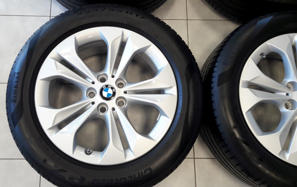 BMW X1 F48 17" Styling 564 - 11