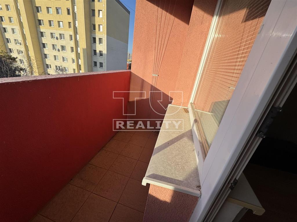 Na predaj 3-izbový byt – Vráble, sídlisko Lúky - 11