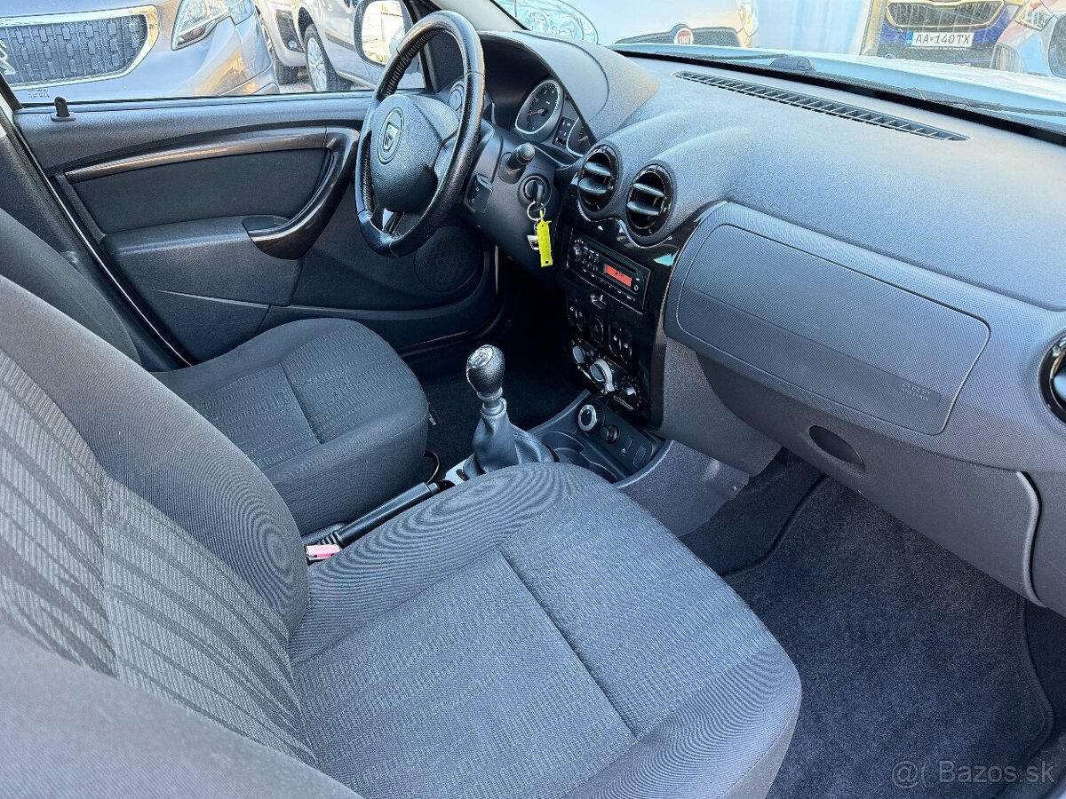 Dacia Duster 1.5 dci 4x4 - 11