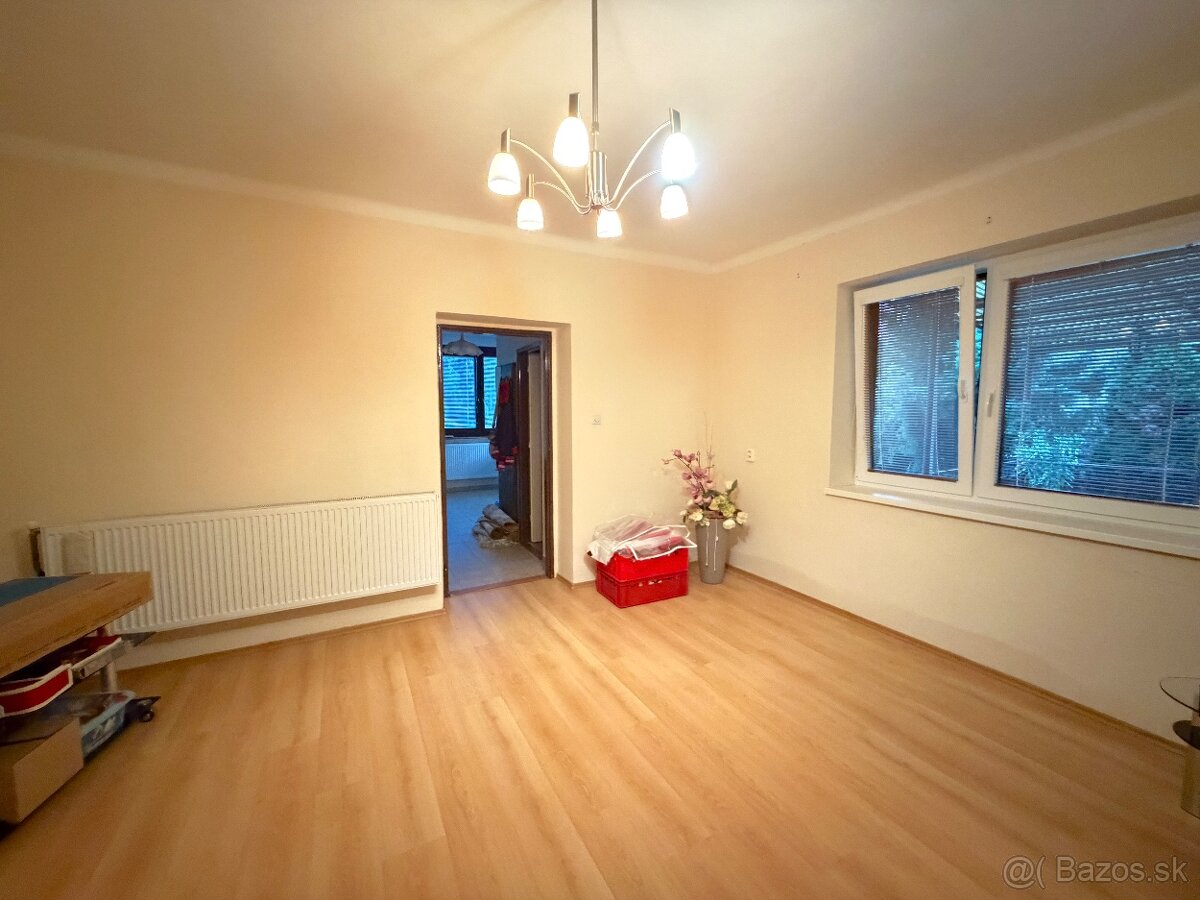 Priestranný rodinný dom na majestátnom pozemku – Kubáňovo - 11
