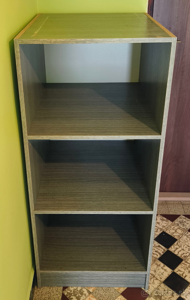 PRAKTICKÉ ŠTÝLOVÉ REGÁLY - 11