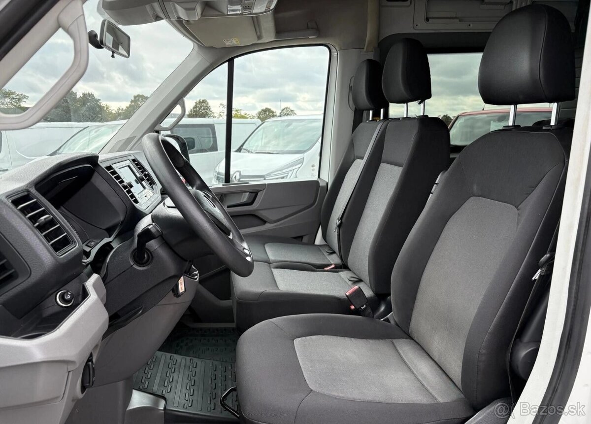 Volkswagen Crafter L3H2 7- miestne 2.0TDi/140koni - 2021 - 11