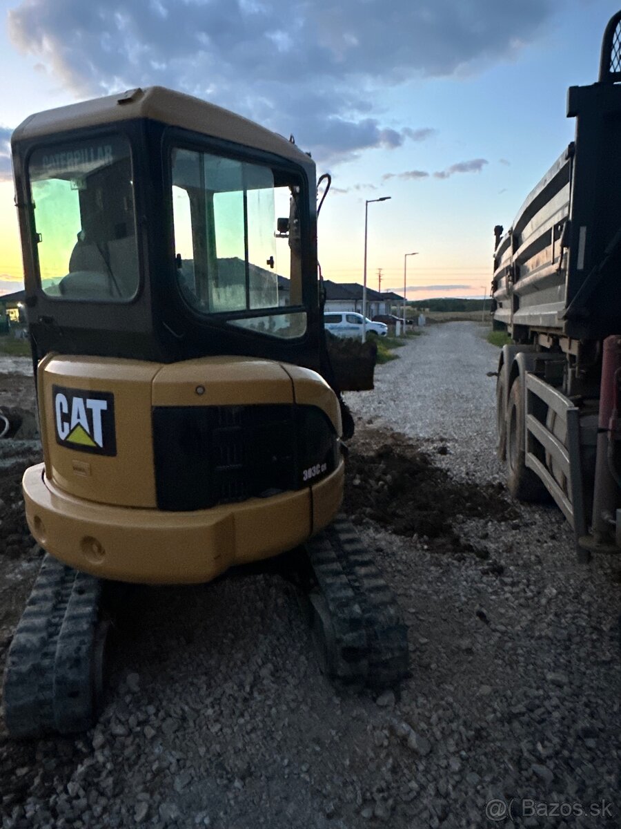Ponúkame výkopové a zemné práce Autodoprava - 11