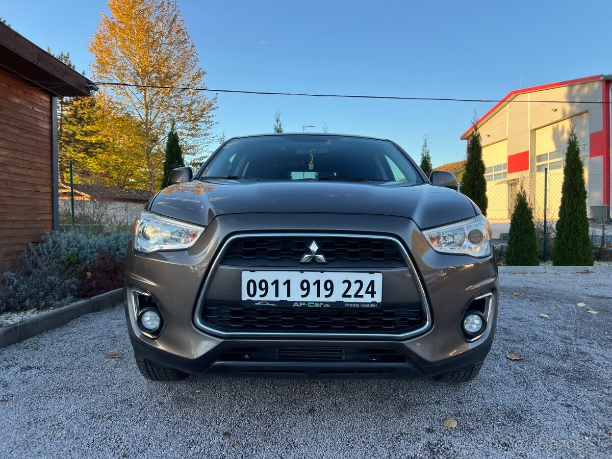 Mitsubishi ASX 2.2 DI-D Instyle+ 4x4 - 11