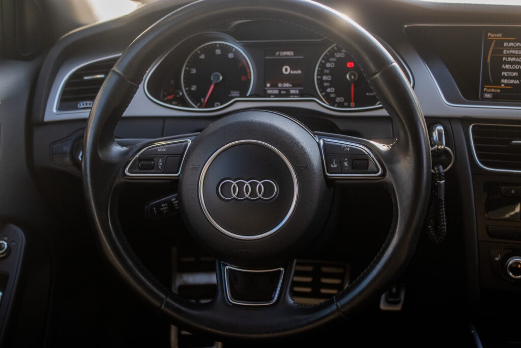 Audi A4 b8.5 allroad Quattro 2.0 tfsi - 11