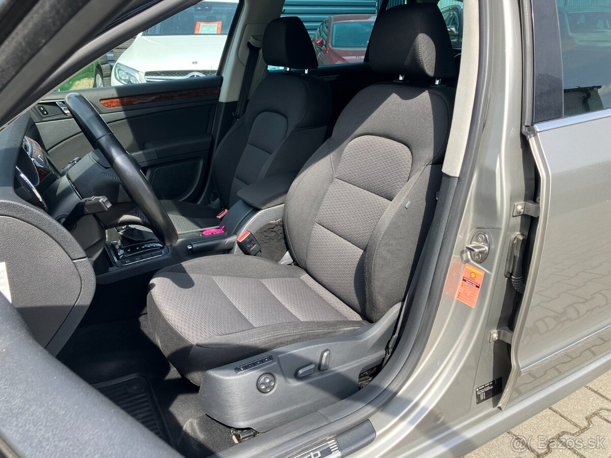 Škoda Superb Combi 2.0 TSI 147 kW Elegance DSG - 11