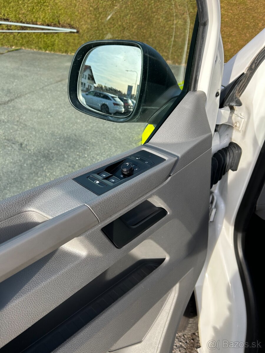 VW T6.1 - 2.0 TDI Sanitné vozidlo DSG - 4x4 - 11