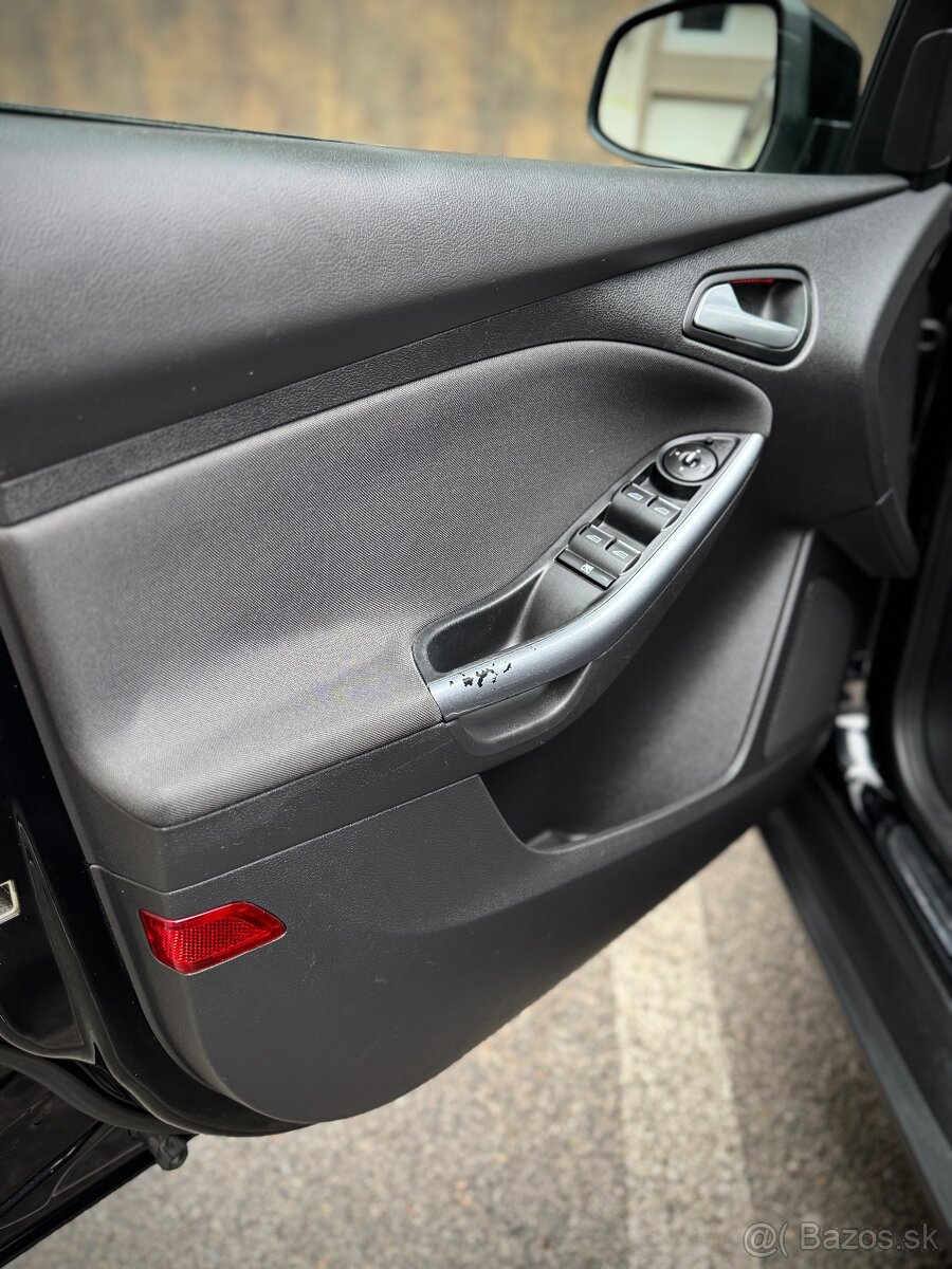 FORD FOCUS Combi 1.6TDCi + Nové zimné pneu - 11